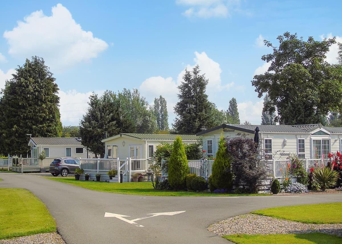 Hotel Fir Trees Chester Esterno foto